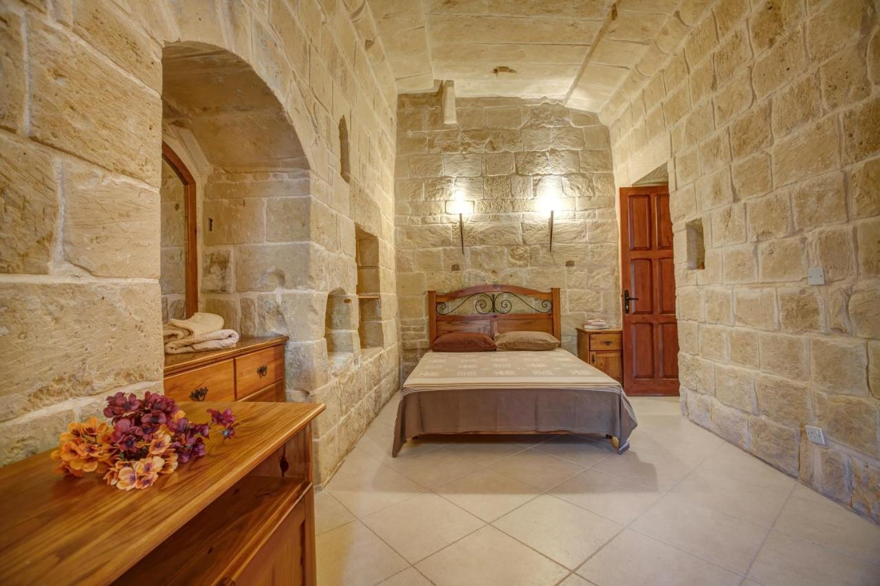 5 Bedroom Farmhouse With Private Pool & Views Dom wakacyjny